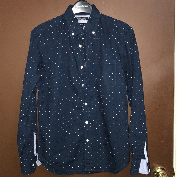 Button up - Picture 1 of 1